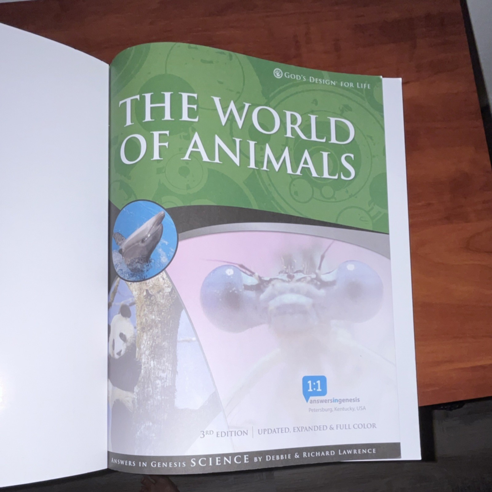 Answers in Genesis God’s Design for Life World of Animals 3rd Ed Full Color PB