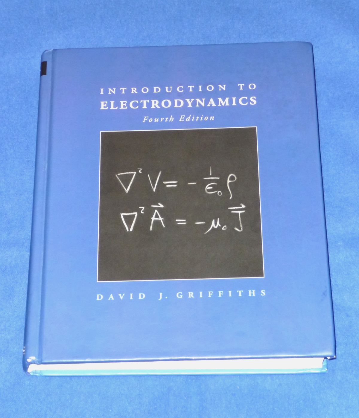 Introduction to Electrodynamics – 4th Edition – David J. Griffiths – Hardcover