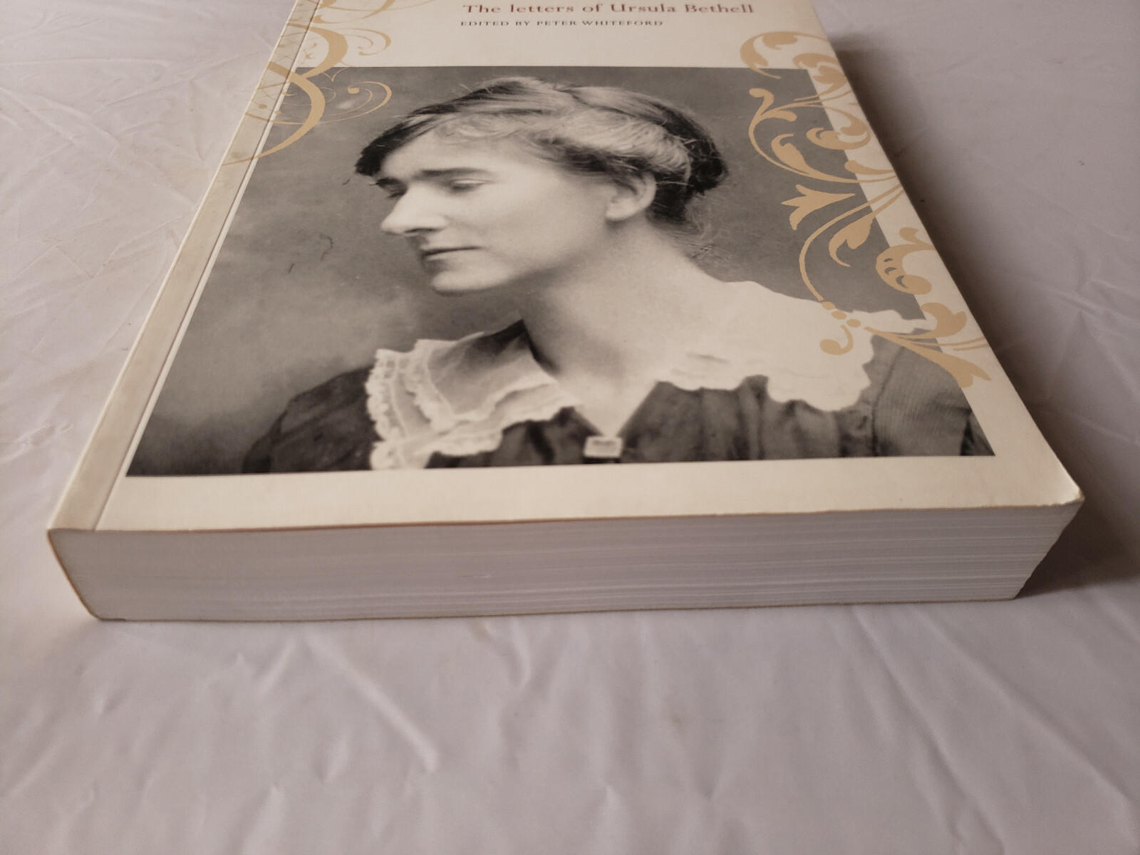 Vibrant with Words The Letters of Ursula Bethell by Ursula Bethell (Paperback)