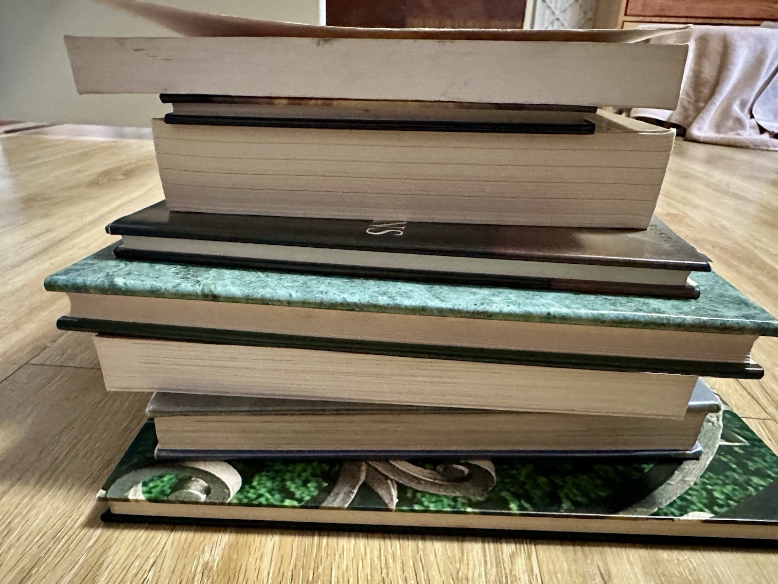 Lot Of 8 History Books: Ireland, England, Scotland Book Early Modern England