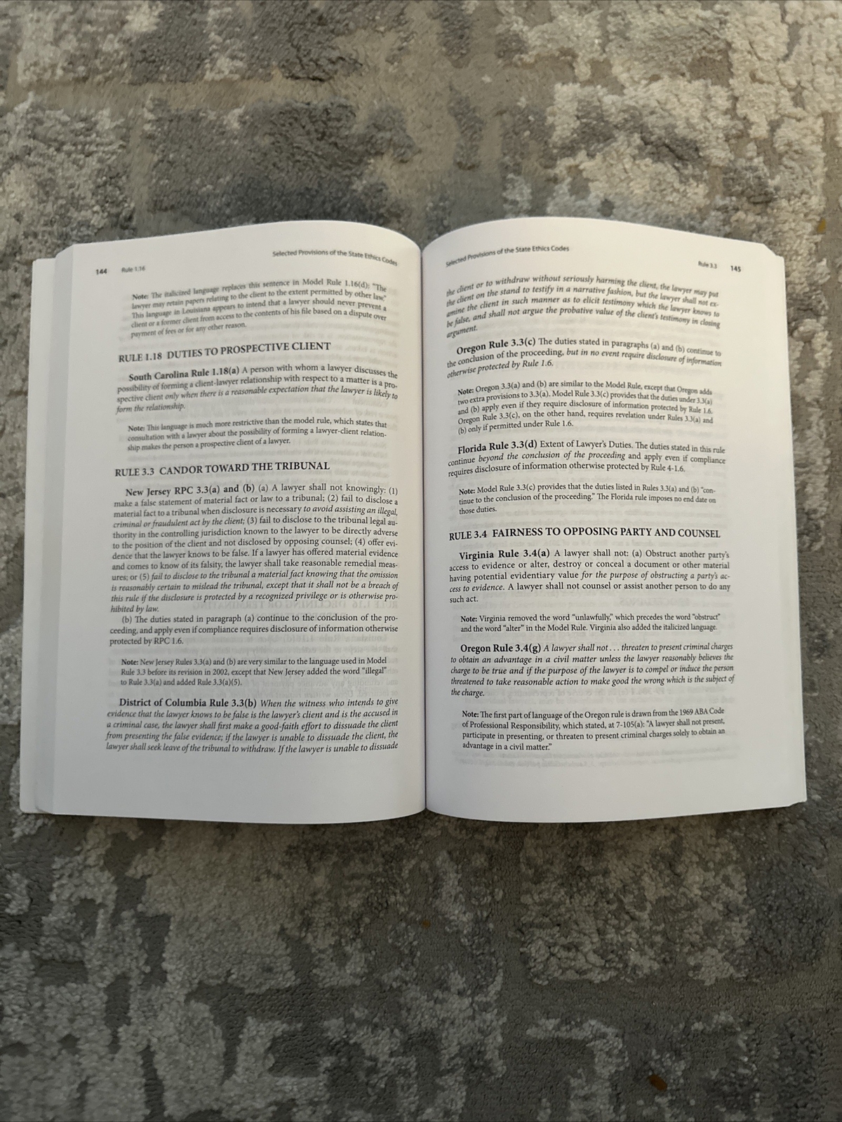 Supplements Ser.: Ethical Problems in the Practice of Law : Model Rules,…