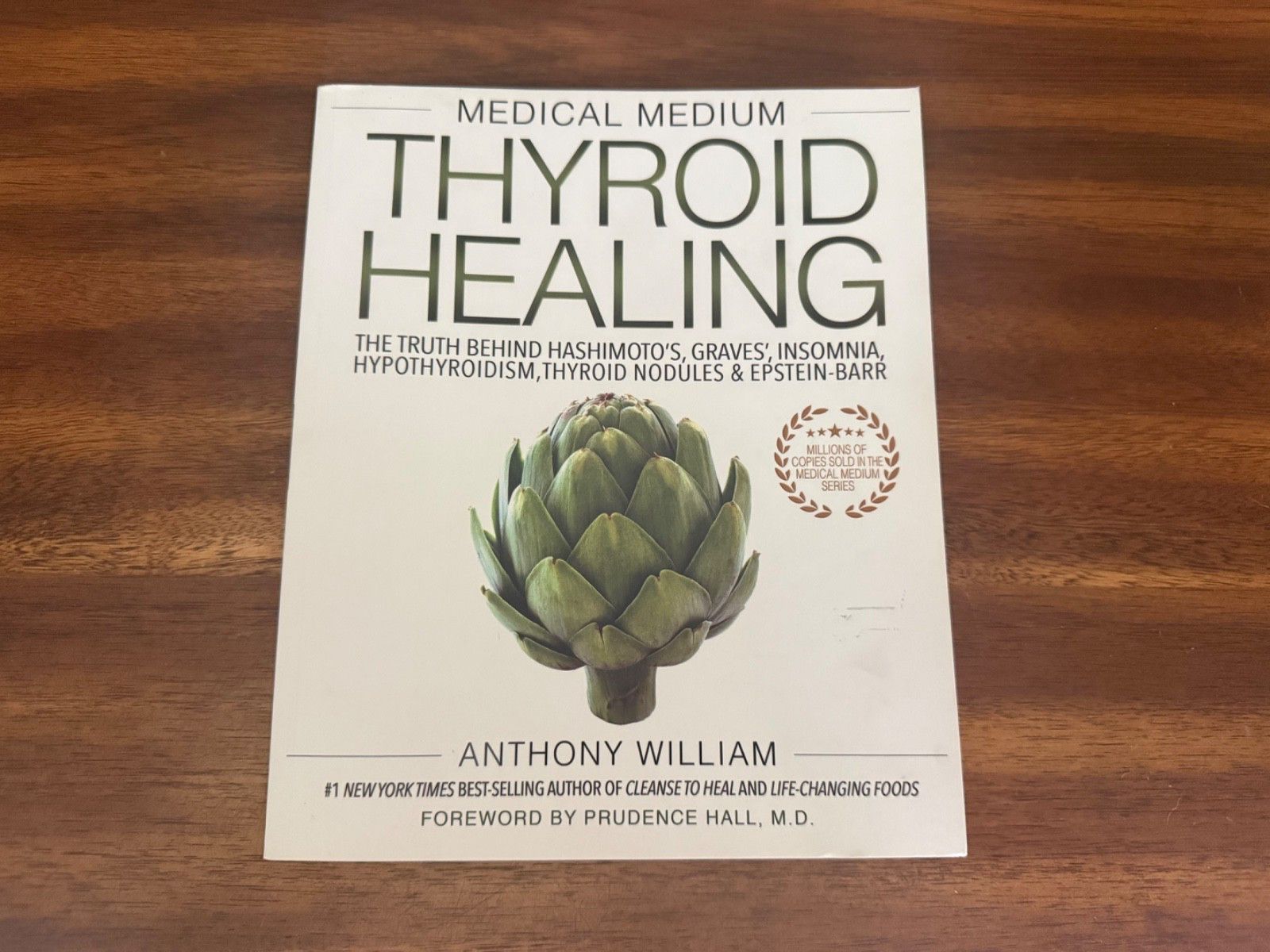 Medical Medium Thyroid Healing : The Truth Behind Hashimoto’s, Graves’,…
