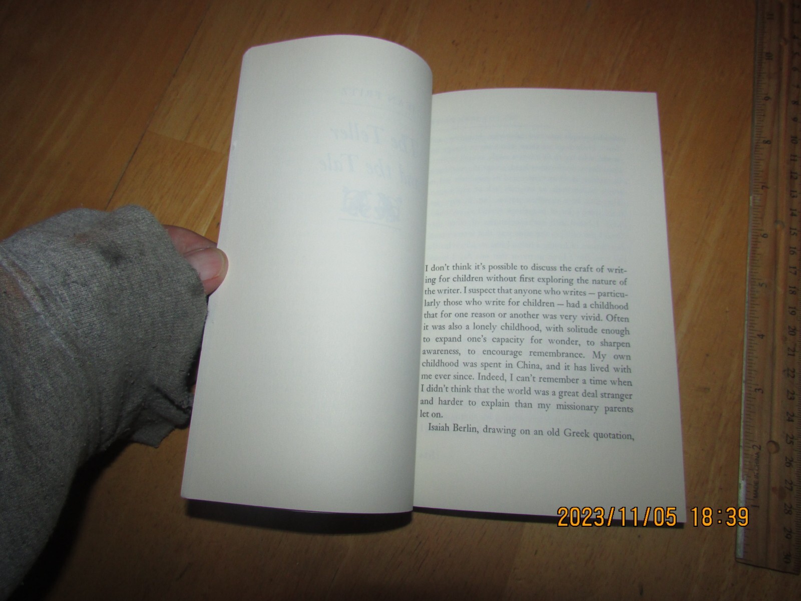 Worlds of Childhood : The Art and Craft of Writing for Children by Jean Fritz