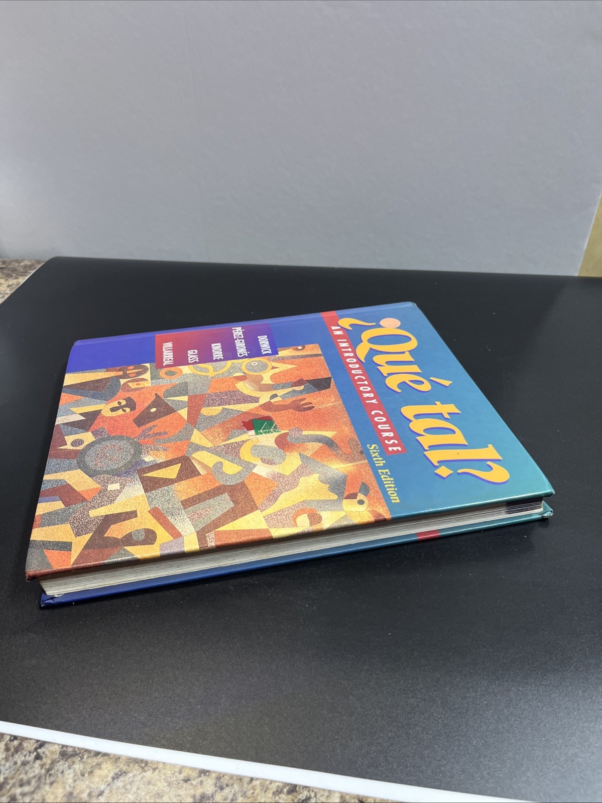 ¿Qué tal? An Introductory Course 6th Edition Spanish Textbook + Video CD McGraw