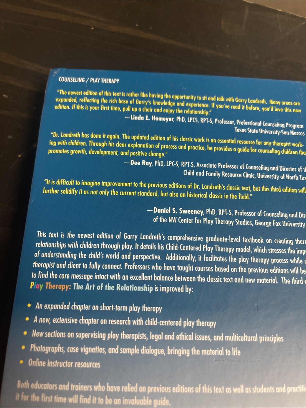 Play Therapy : The Art of the Relationship HC Garry L. Landreth