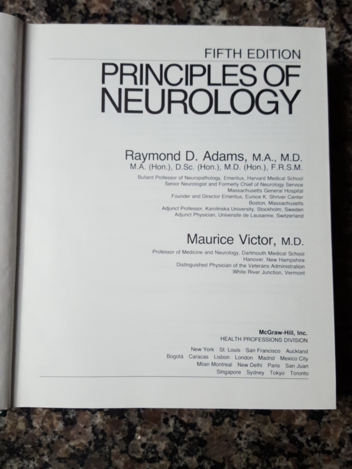 Principles of Neurology by Maurice Victor, Raymond D. Adams & Allan H. Ropper 5t