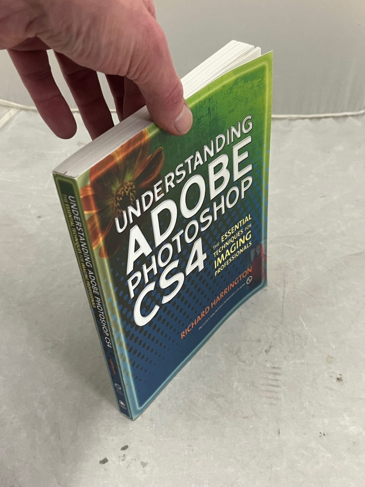 UNDERSTANDING ADOBE PHOTOSHOP CS4: THE ESSENTIAL By Richard Harrington EXCELLENT