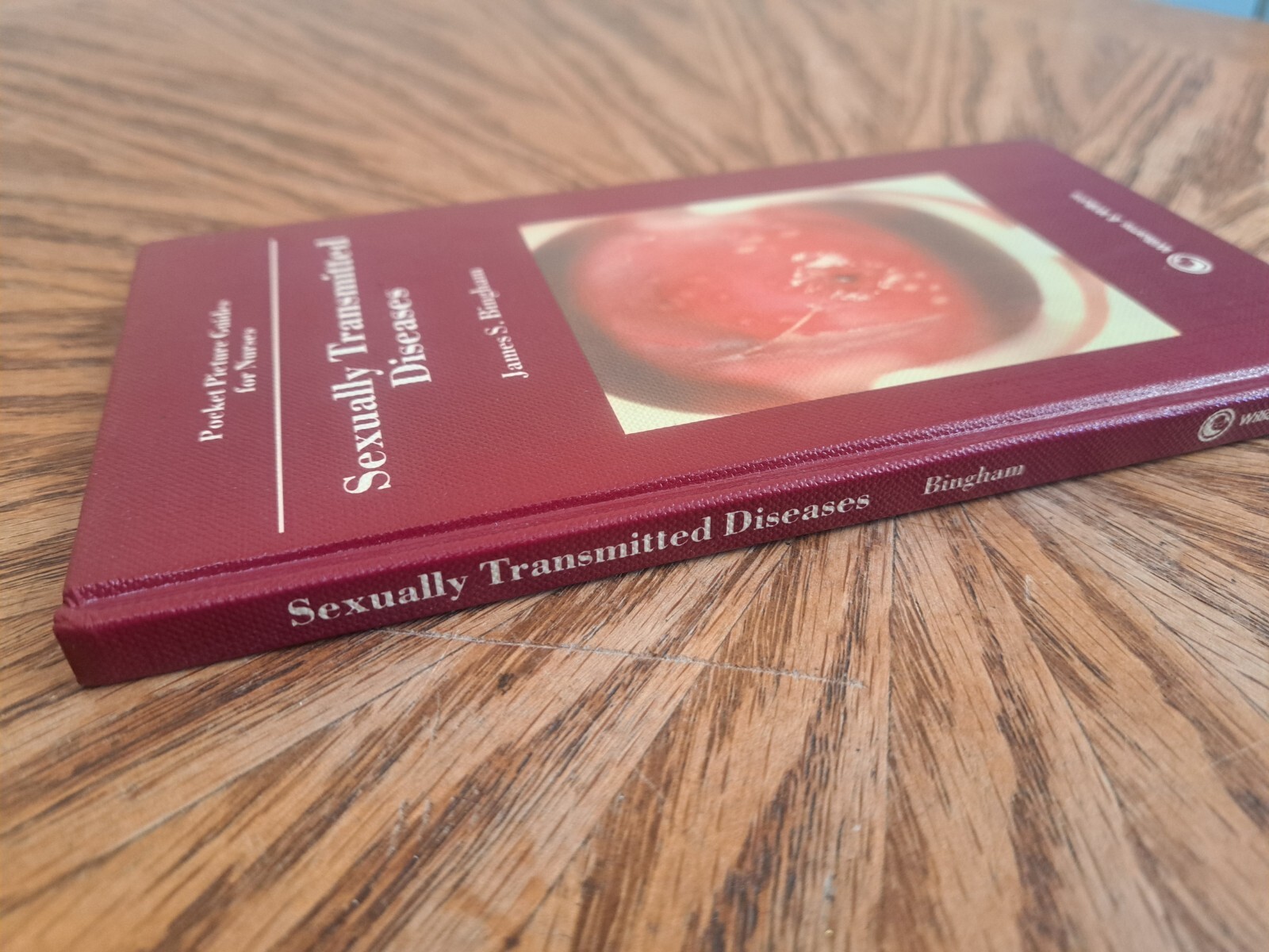Pocket Pictures Guide To Clinical Medicine Sexually Transmitted Diseases