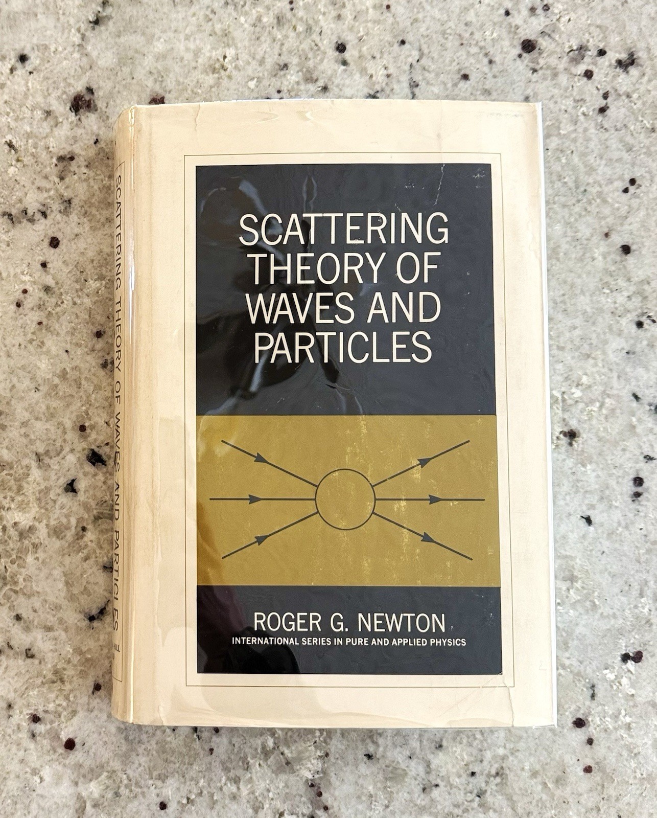 VTG 1966 Scattering Theory of Waves & Particles 1st by Newton HCDJVG