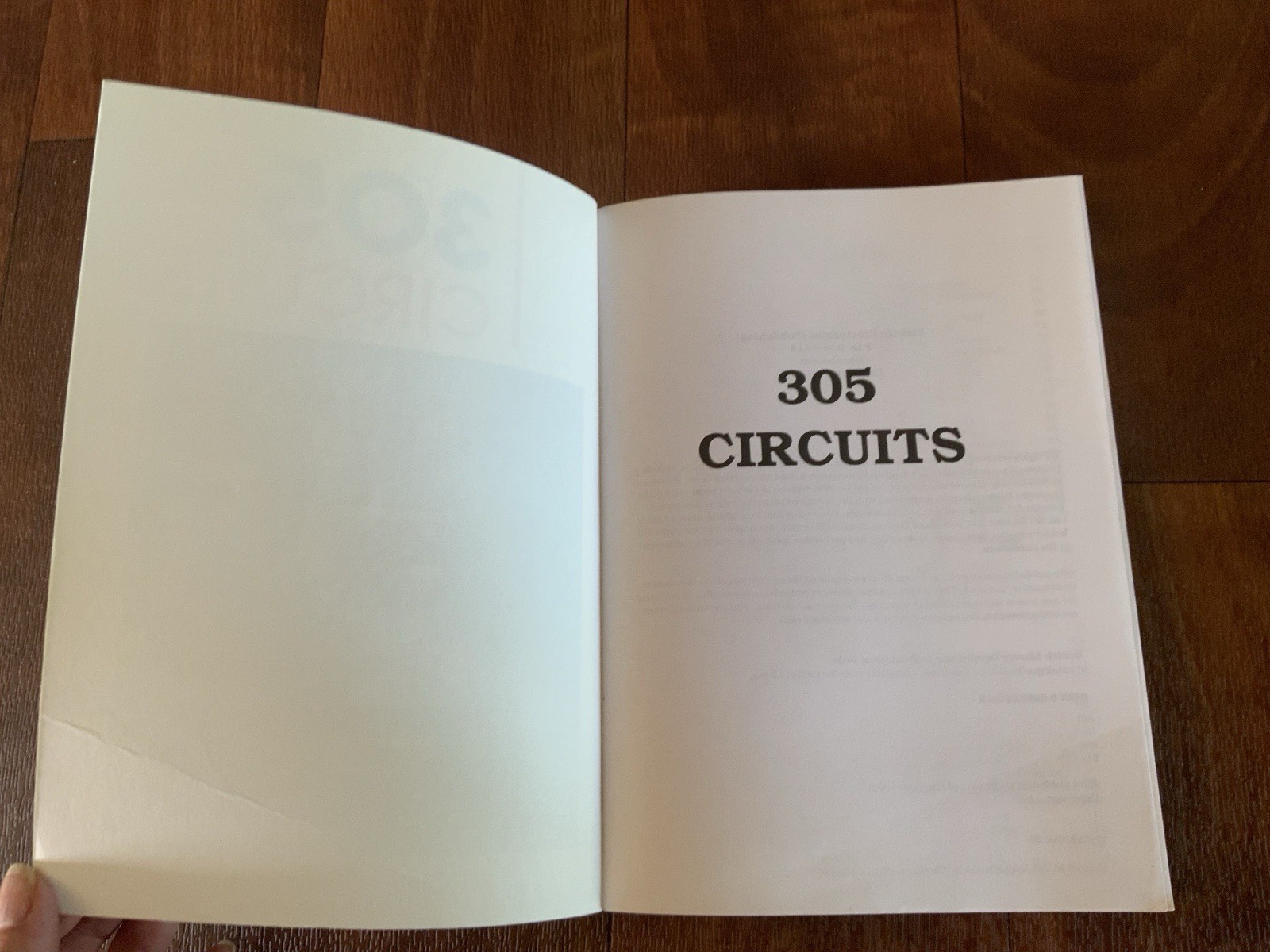 Elektor Electronics 305 CIRCUITS Paperback BOOK England Brand NEW