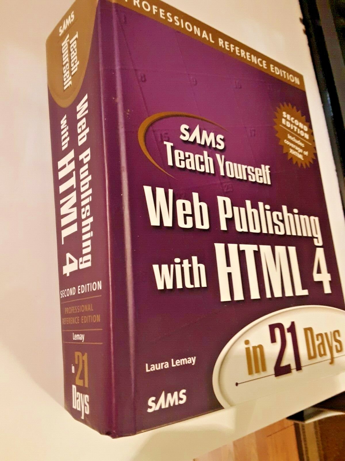 Sams Teach Yourself Web Publishing HTML 4 Profess. Ref Hardcover Ed+new CD-ROM