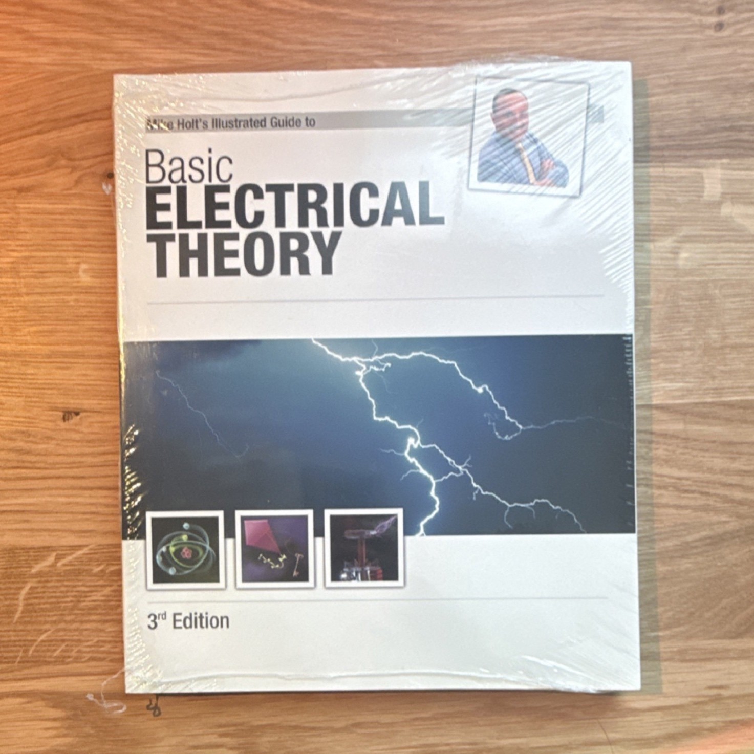 Mike Holt Illustrated Guide to Basic Electrical Theory 3rd Edition Paperback