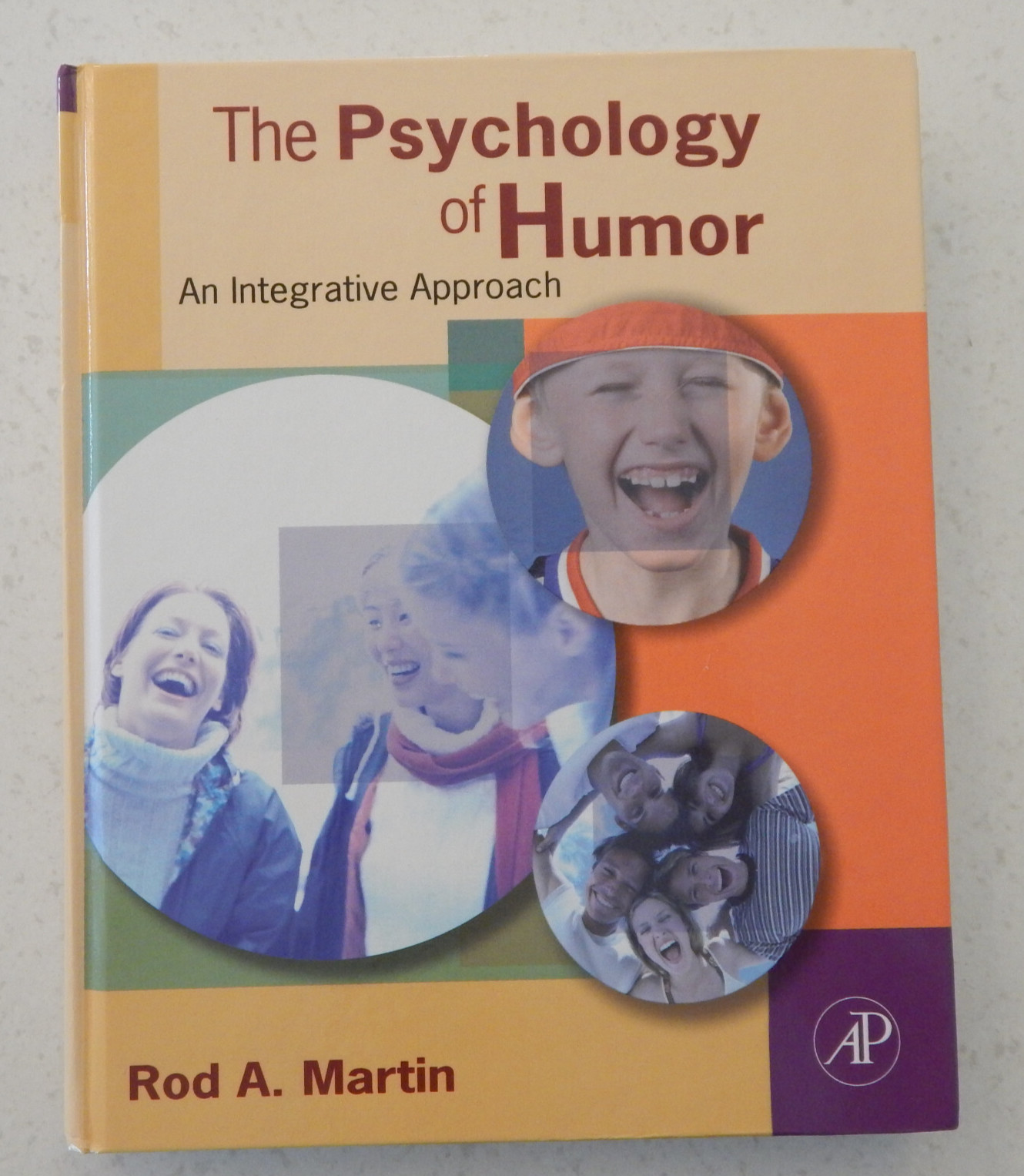 NEW Psychology of Humor Rod Martin 1st Edition Applied Cognitive Textbook ©2007