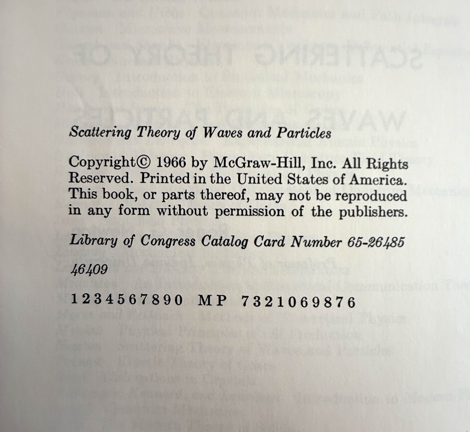 VTG 1966 Scattering Theory of Waves & Particles 1st by Newton HCDJVG
