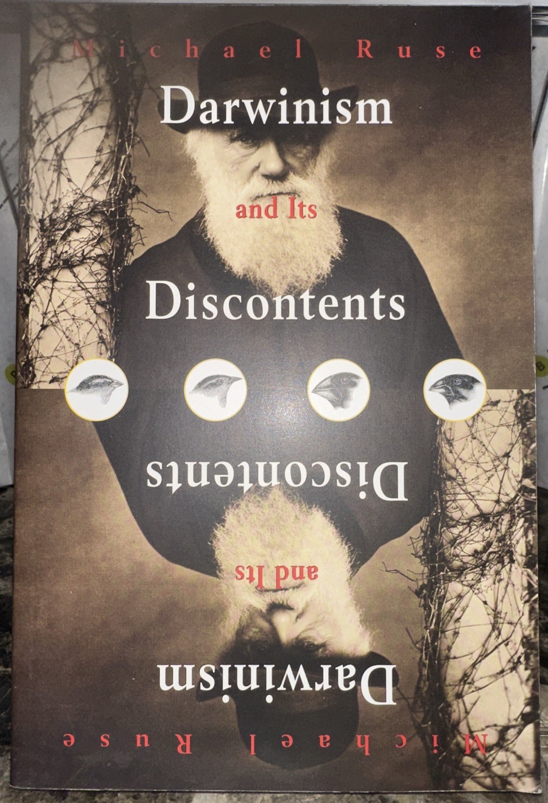 Darwinism and Its Discontents Paperback Robert J., Ruse, Michael