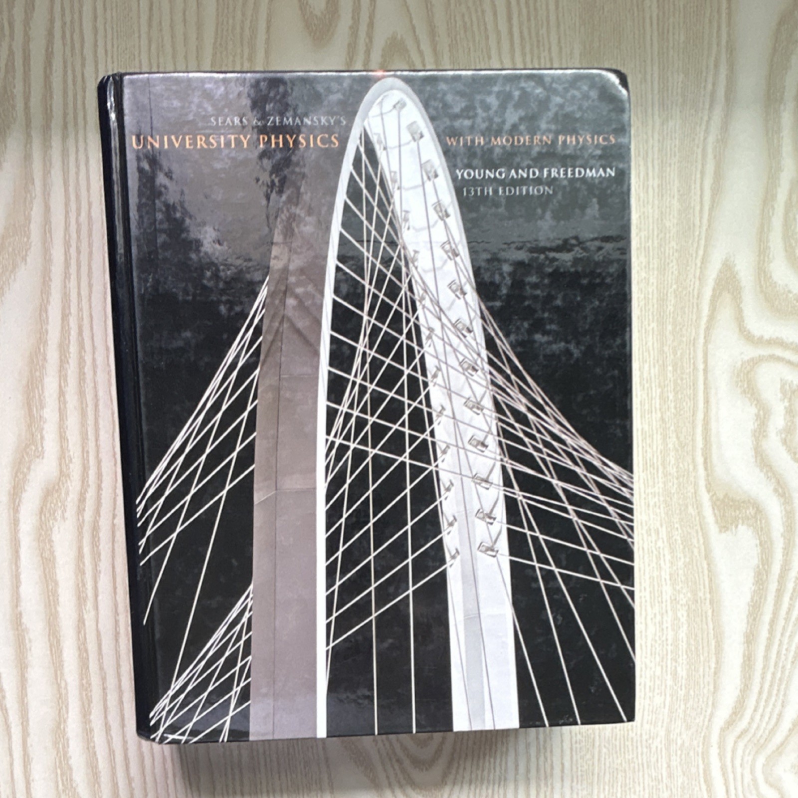 Sears & Zemansky’s University Physics Vol 1 13th Ed 2011 HC Young