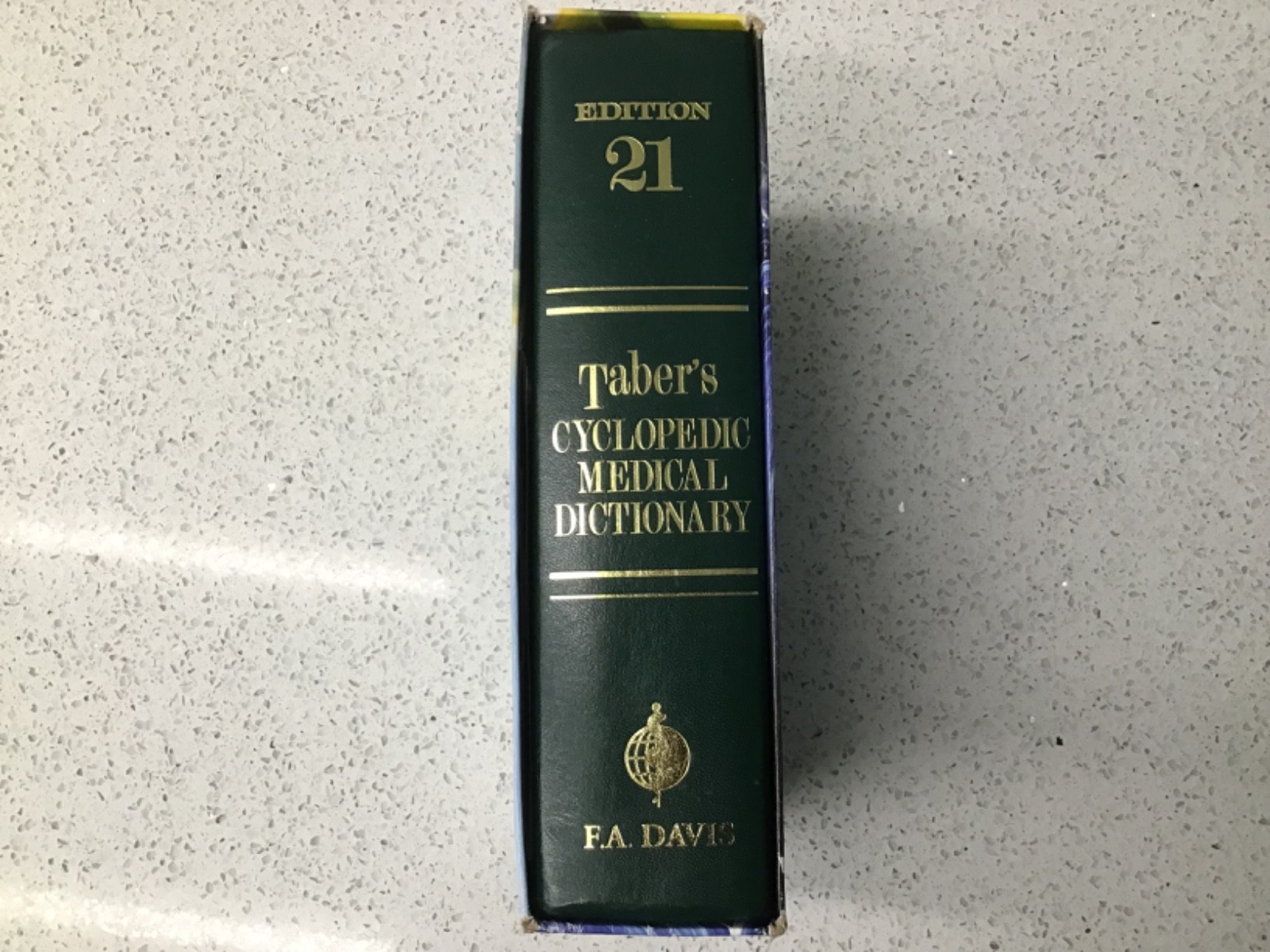 Taber’s Cyclopedic Medical Dictionary, 21st Edition (Thumb In – VERY GOOD