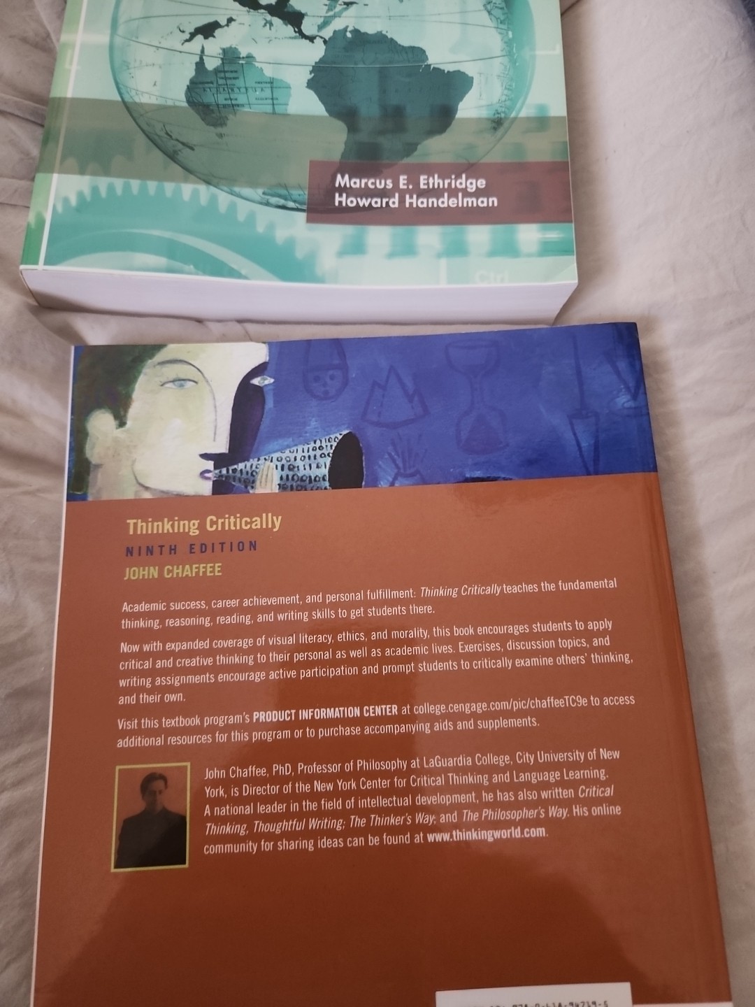 Thinking Critically by John Chaffee (2004, Perfect)