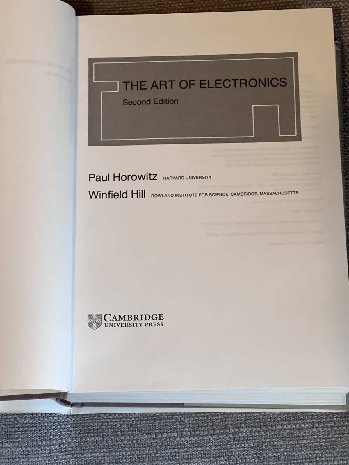 The Art of Electronics, 2nd Ed., Paul Horowitz, Winfield Hill, Hardback