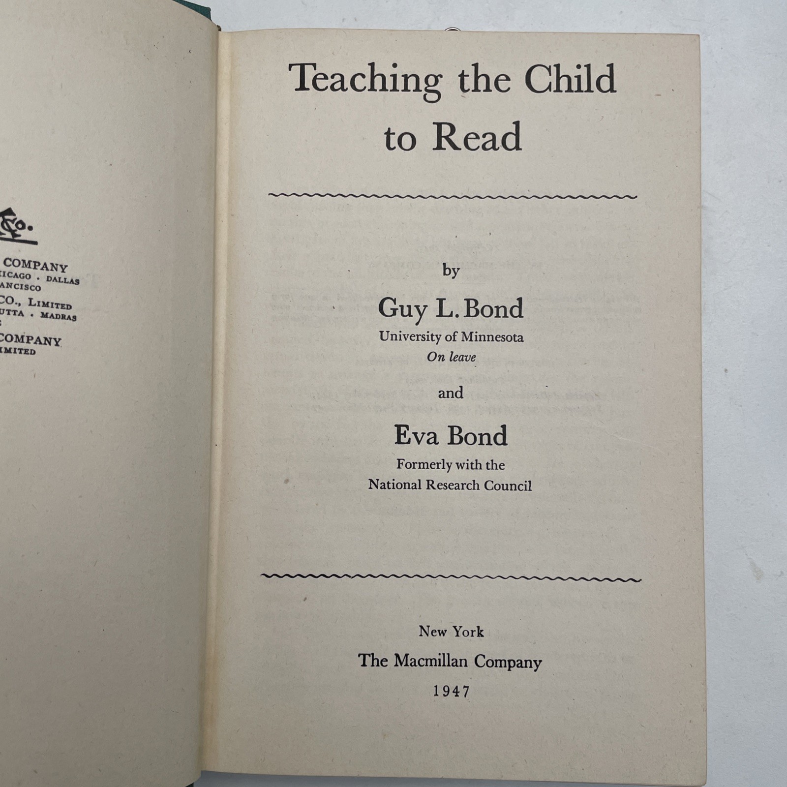 1947 Teaching the Child to Read Guy Bond & Eva Bond MacMillan Hard Cover Vintage