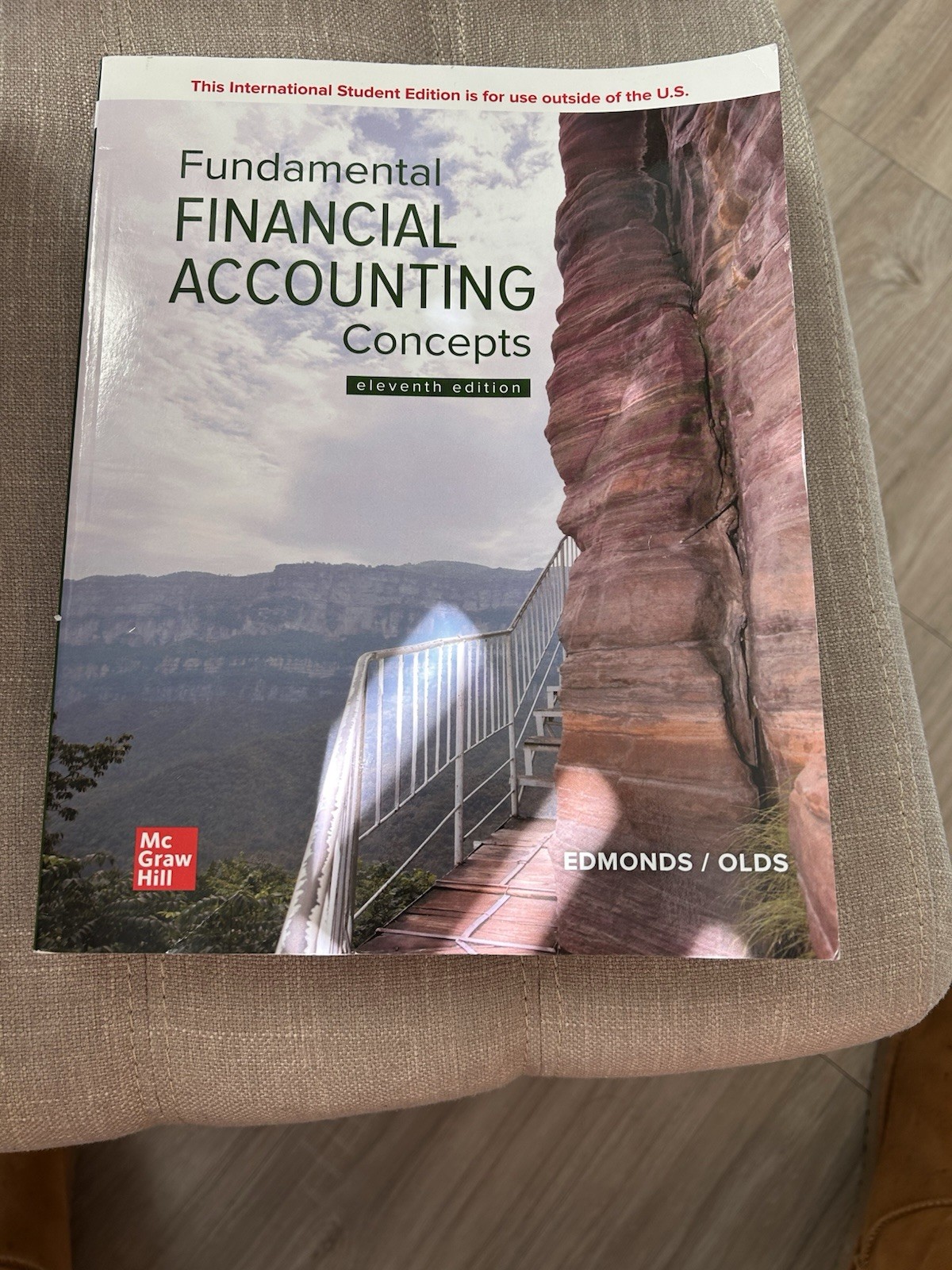 Fundamental Financial Accounting Co…, Edmonds/Olds McGraw Hill Eleventh Ed