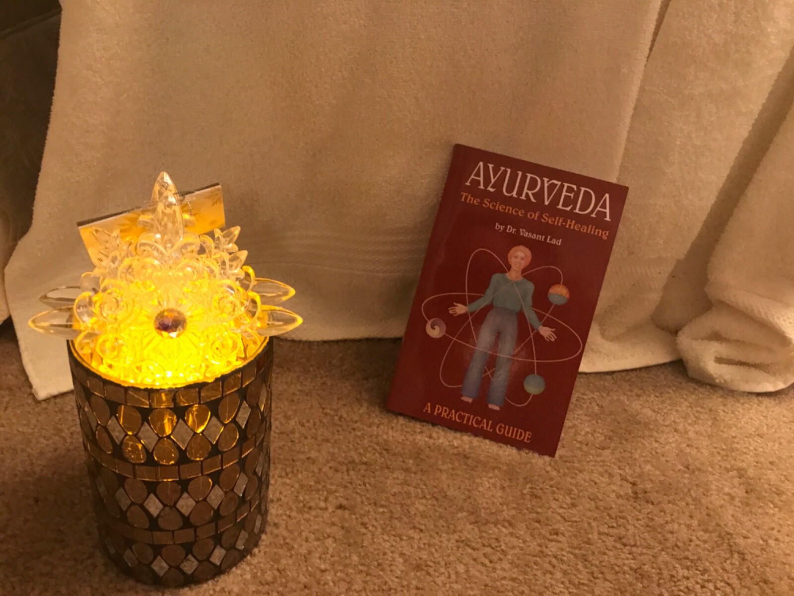 Ayurveda, the Science of Self-Healing : A Practical Guide by Vasant Lad…
