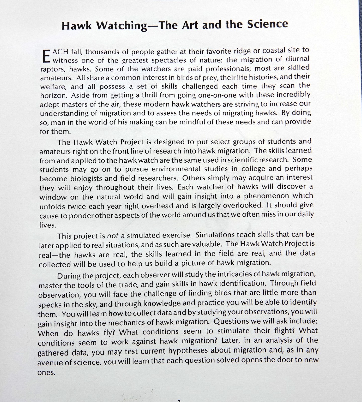 HAWK WATCH, GUIDE FOR BEGINNERS BY PETE DUNNE, KELLER, ETC. 1984 ILLUS: SIBLEY