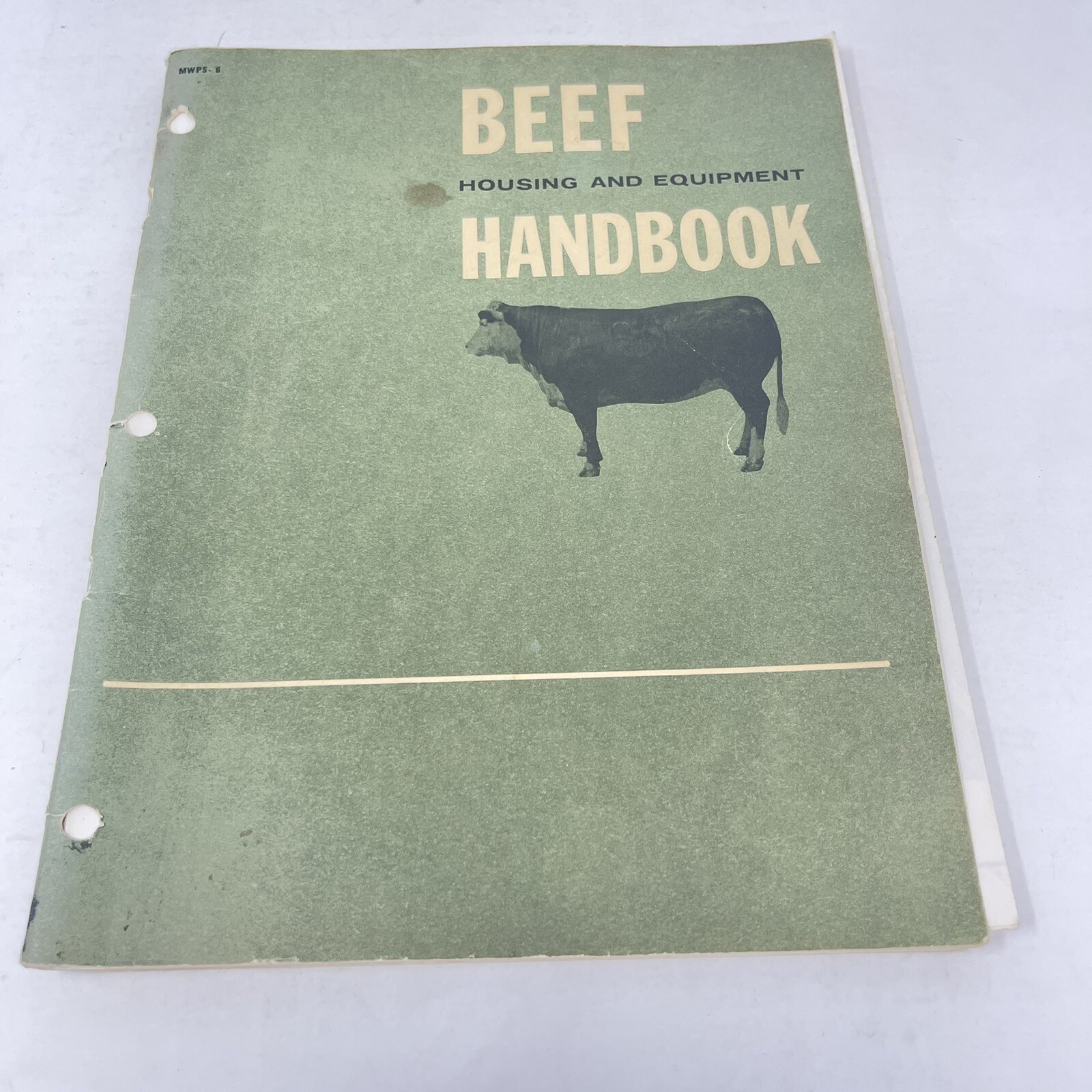 Beef Handbook Housing and Equipment 1968 Feeders Blueprint Corrals Illustrated