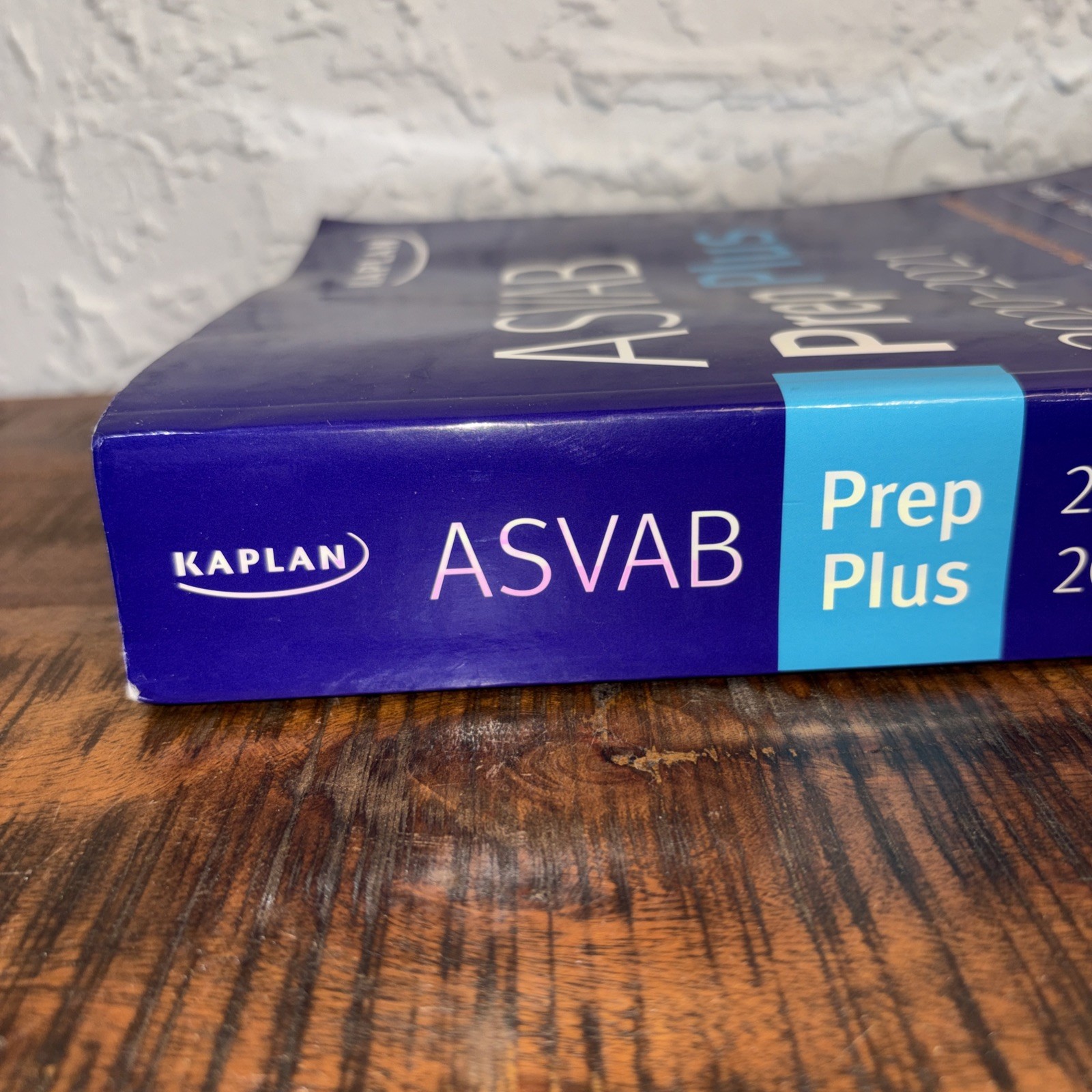ASVAB Prep Plus 2020-2021 (Kaplan) – PRISTINE CONDITION / ALL EXTRAS INCLUDED