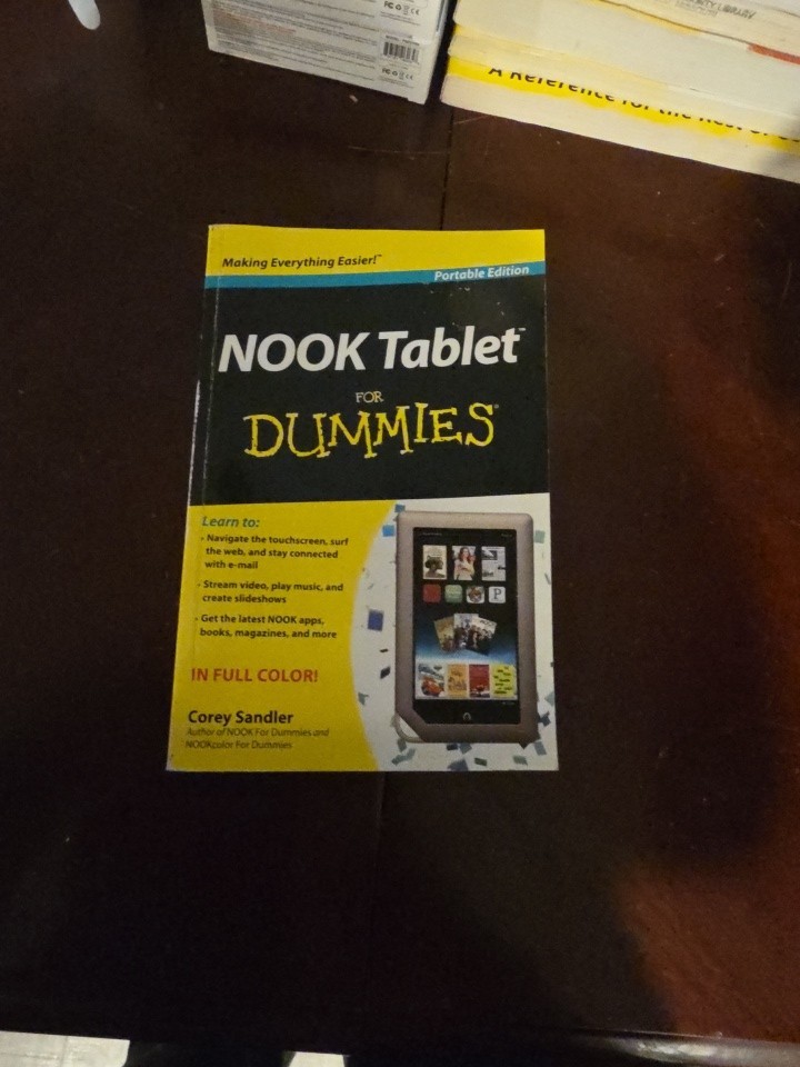 NOOK Tablet For Dummies – Paperback By Sandler, Corey – Pre Owned