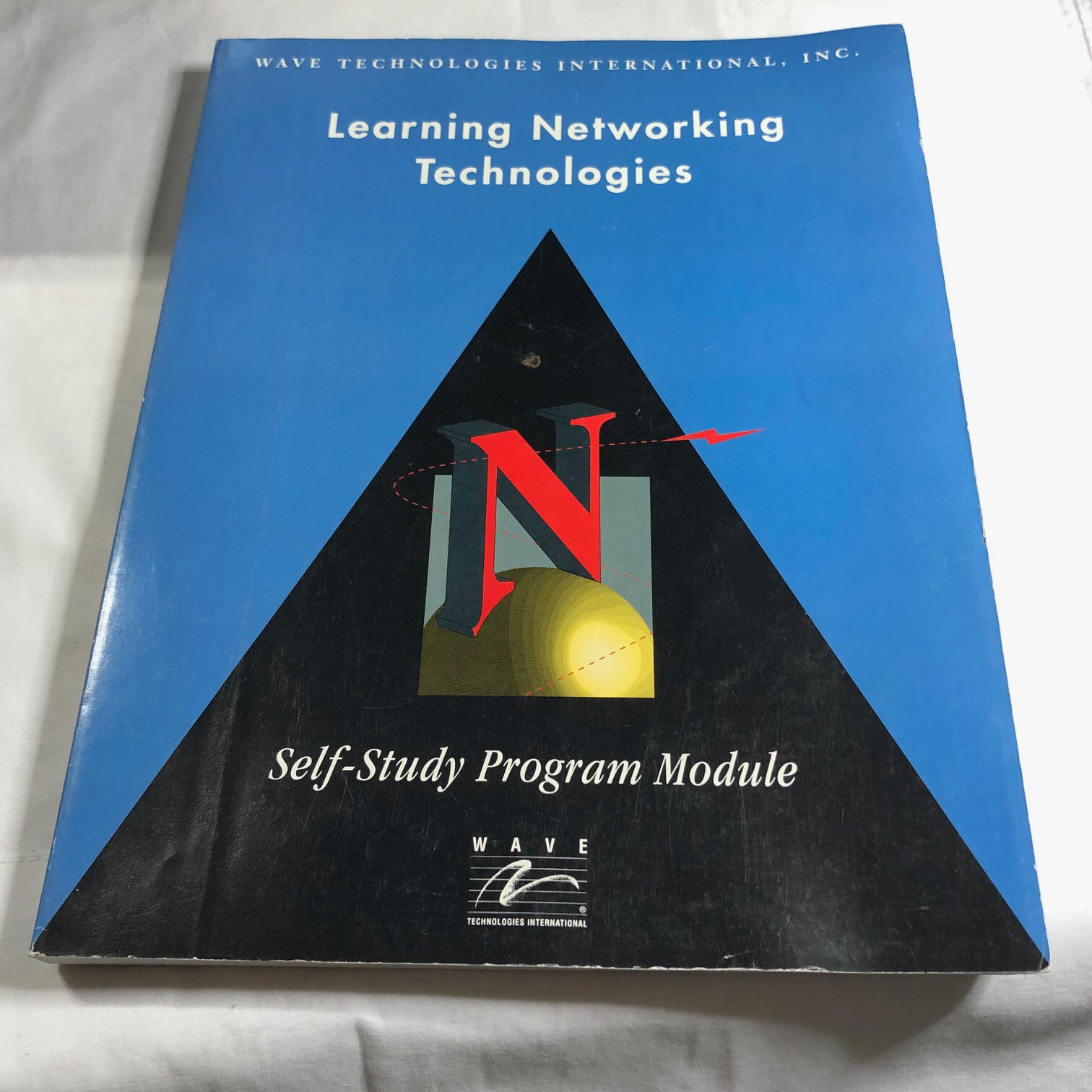 Wave Technologies Learning Networking Tech Manual, 248 Pages NETT-SSMN-A569A