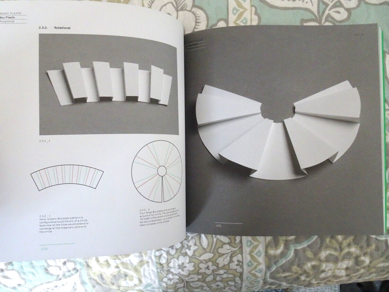 FOLDING TECHNIQUES FOR DESIGNERS- SECOND EDITION- VERY GOOD CONDITION