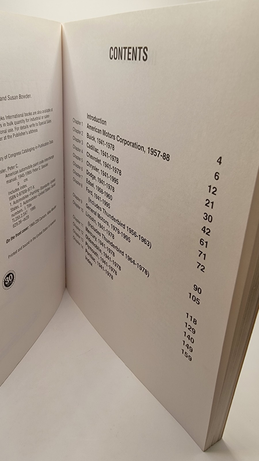 American Automobile Paint Code Interchange Manual 1945-1995 Motorbooks Intl