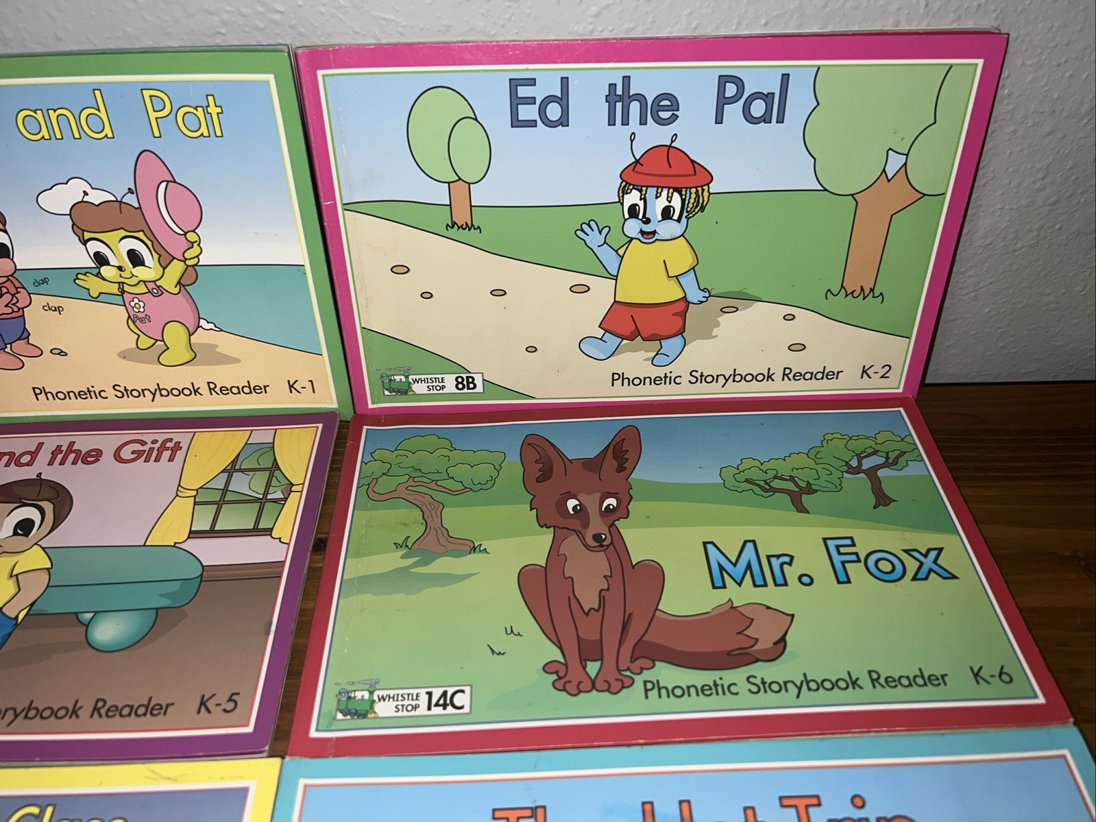 Sing Spell Read & Write Kindergarten Directions, Readers K1-K6 & Game
