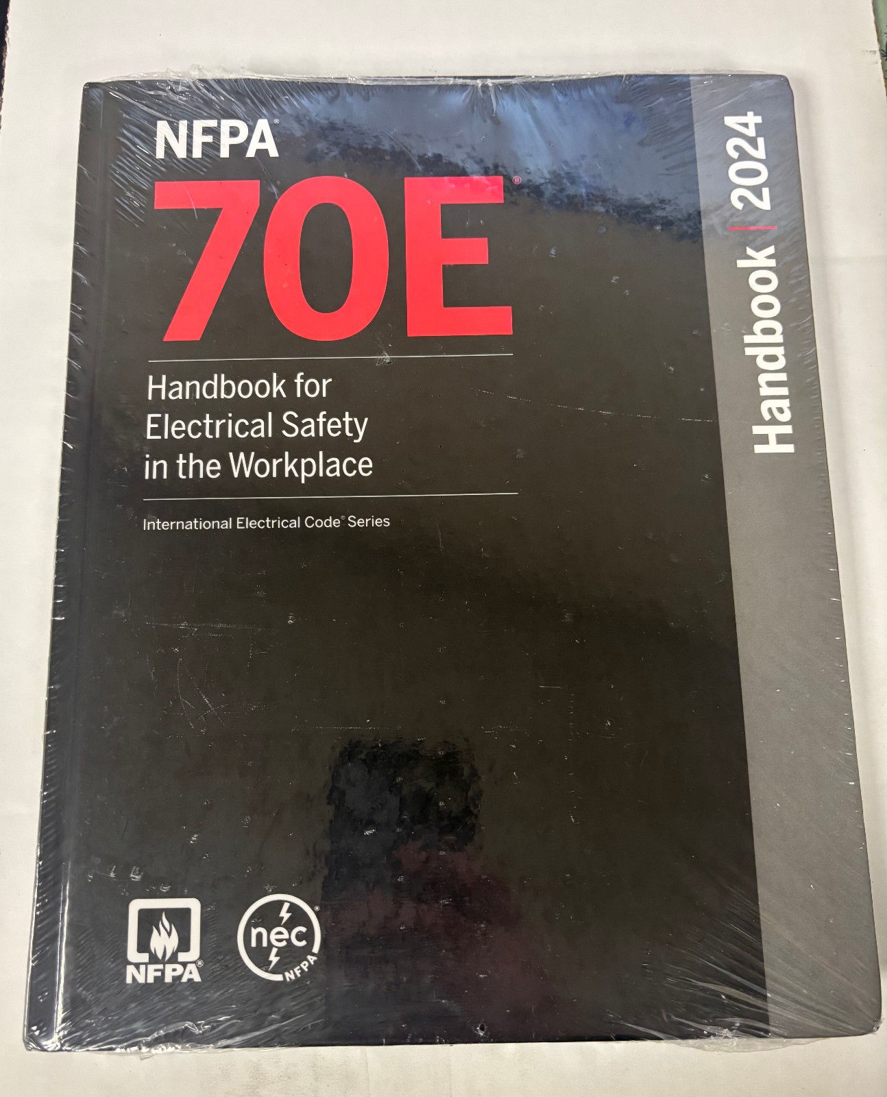 NFPA 70E Handbook for Electric