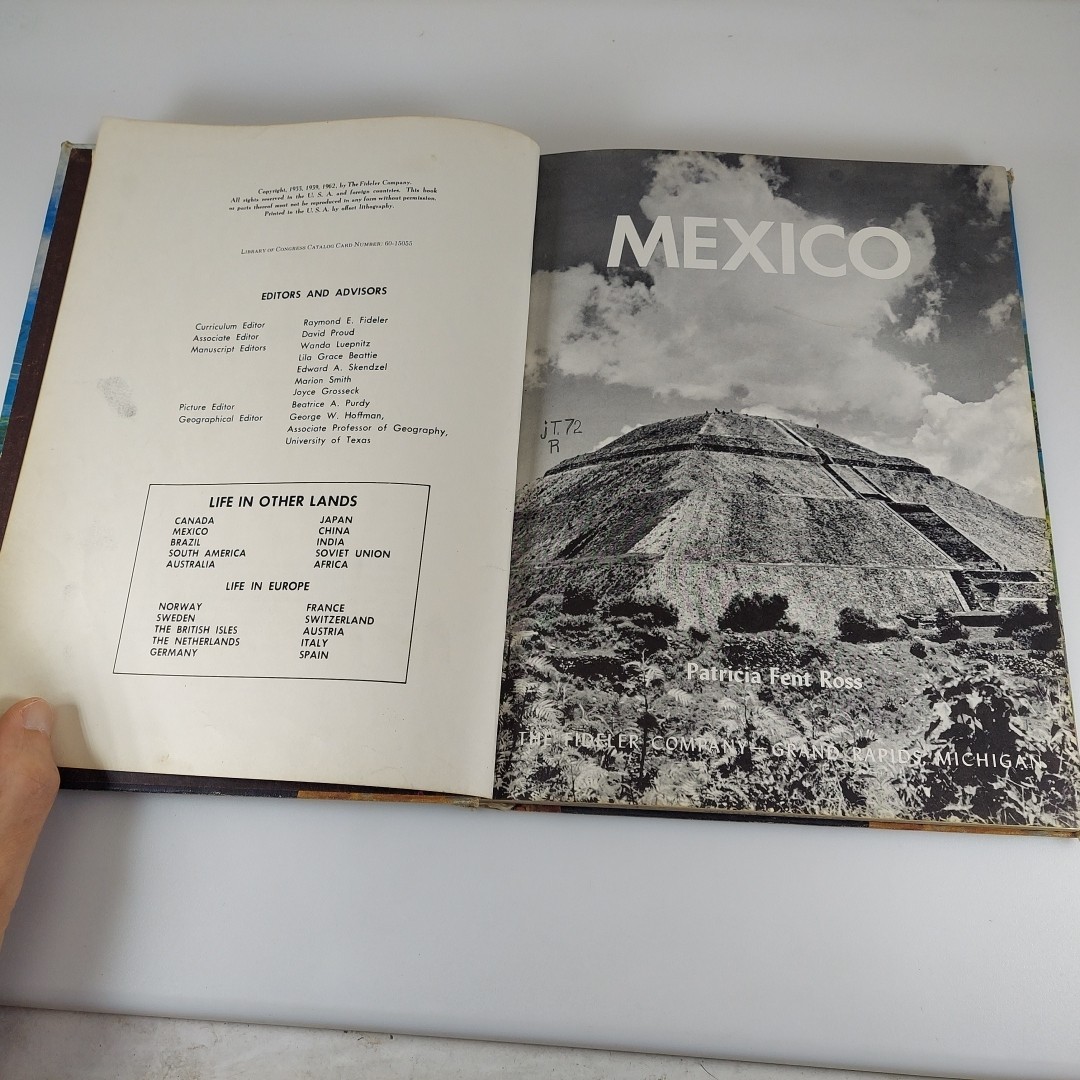 Patricia Fent Ross Mexico 1962 Illustrated HC Fideler Company Ex-Library