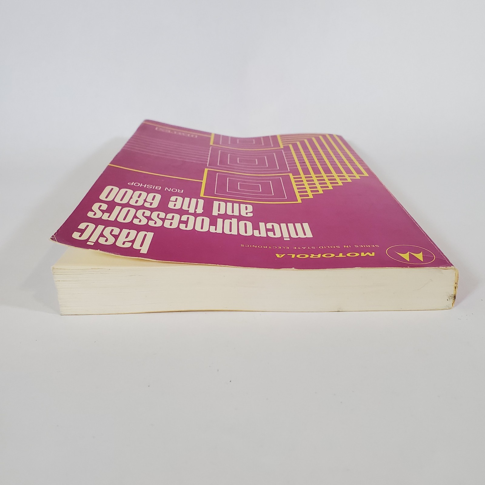 Motorola Basic Microprocessors and the 6800 (1979) 9th Print VTG 1987 Bishop TPB