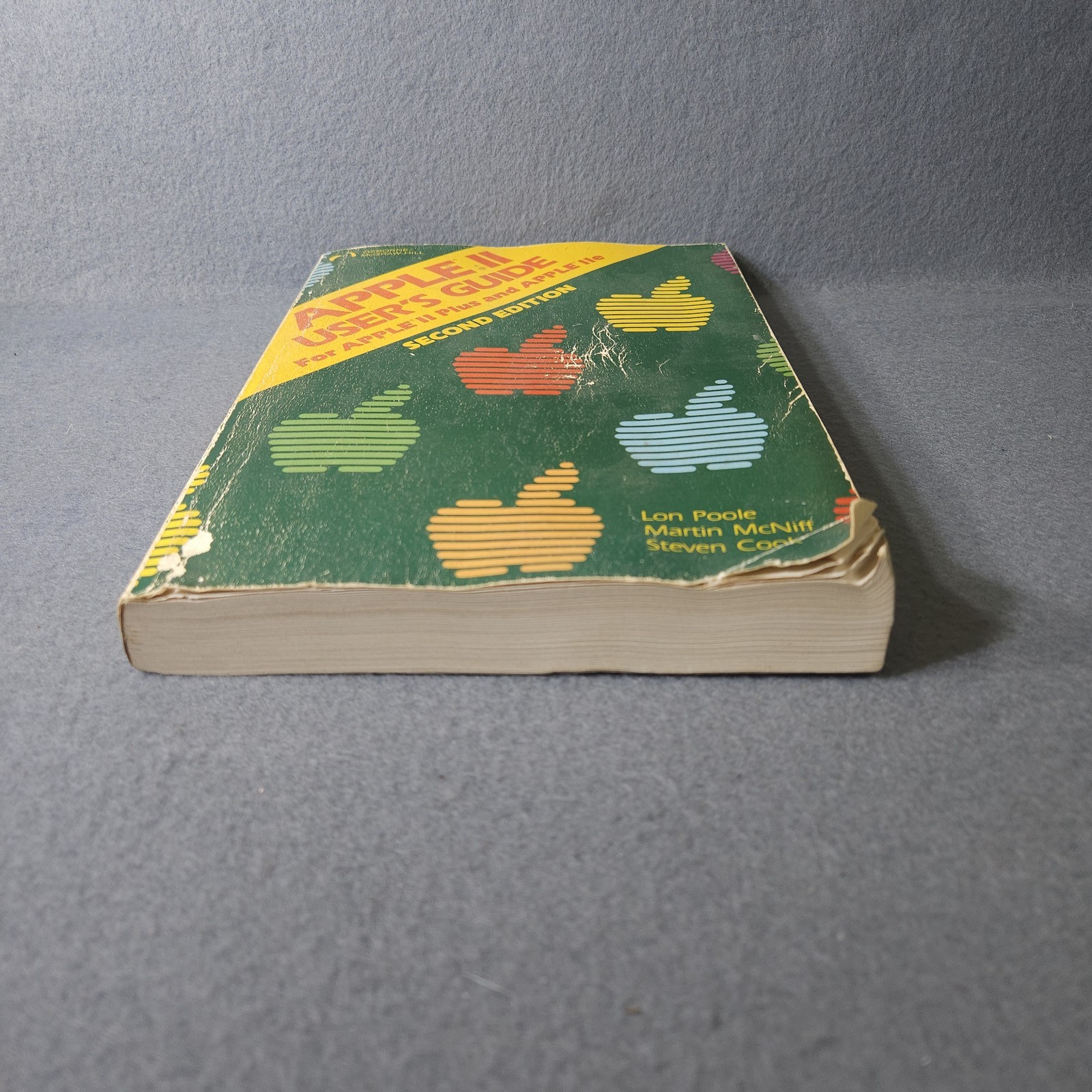 Apple II User’s Guide Second Edition Lon Poole Martin McNiff Steven Cook Osborne