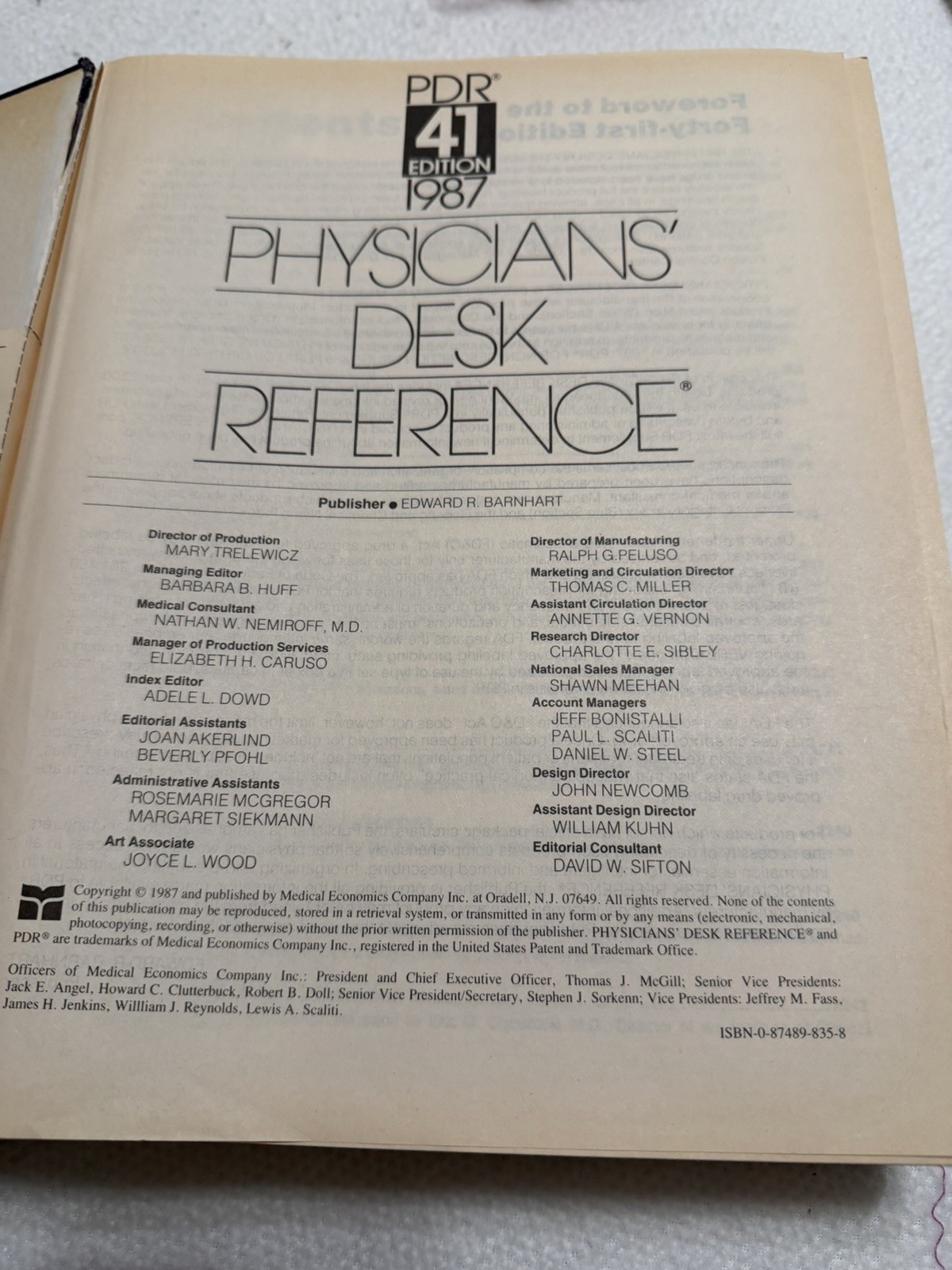 Vintage 1987 Physicians’ Desk Reference 41st Edition