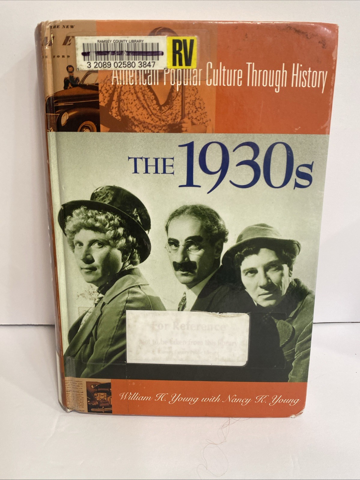The 1930s (American Popular Culture Through History)