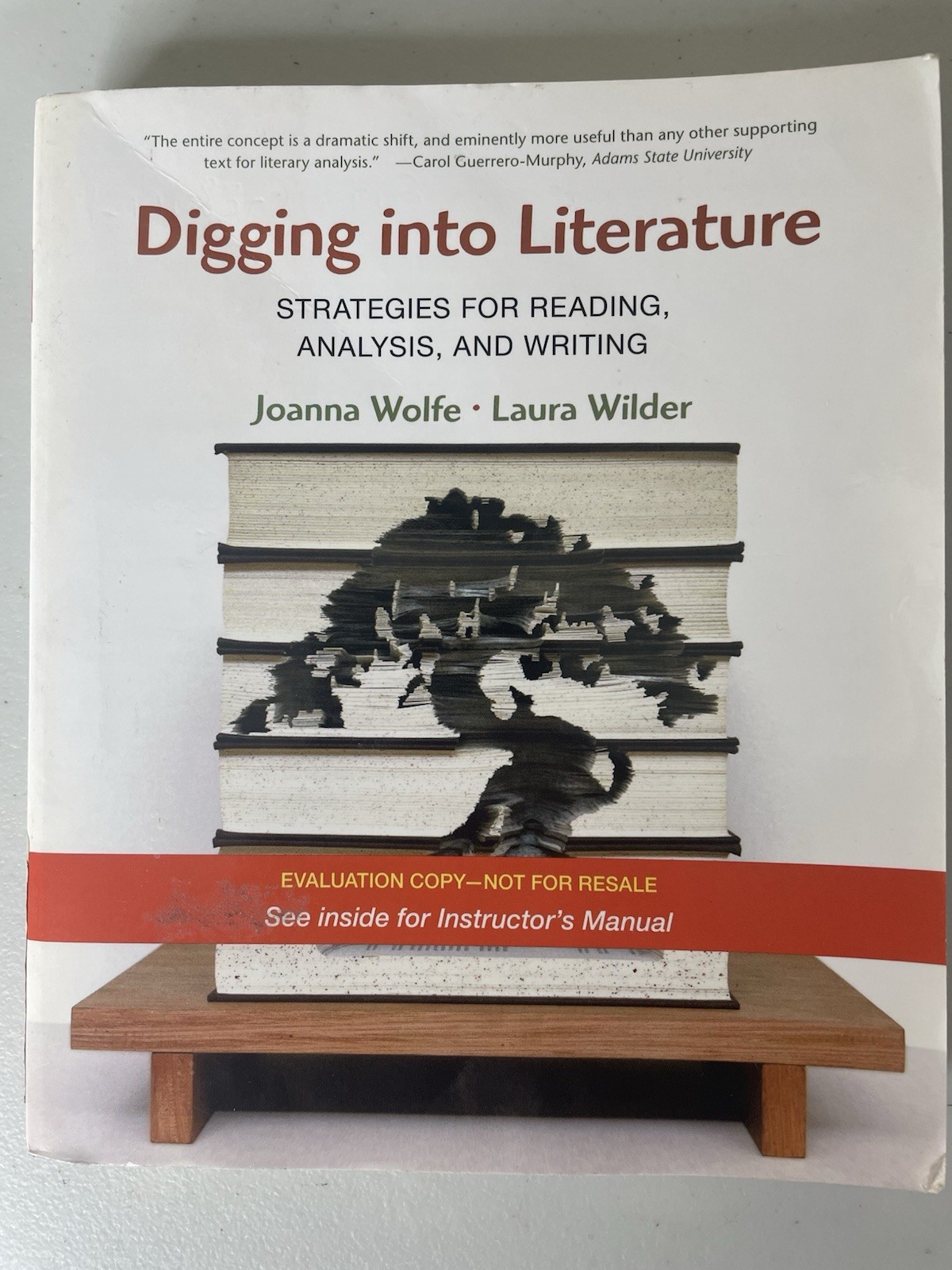 Digging into Literature Strategies for Reading Analysis Writing EVALUATION COPY