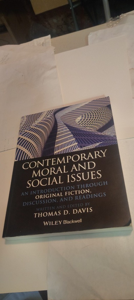 Contemporary Moral and Social Issues : An Introduction book wiley blackwell