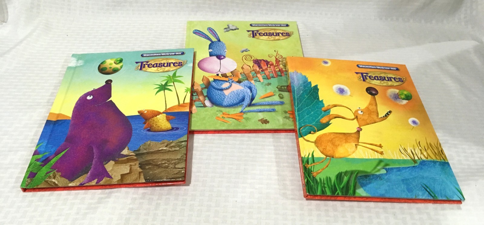 LOT OF 3 STUDENT READING TEXTBOOKS / TREASURES / GRADE 1 / LEVEL 1.4, 1.5, 1.6