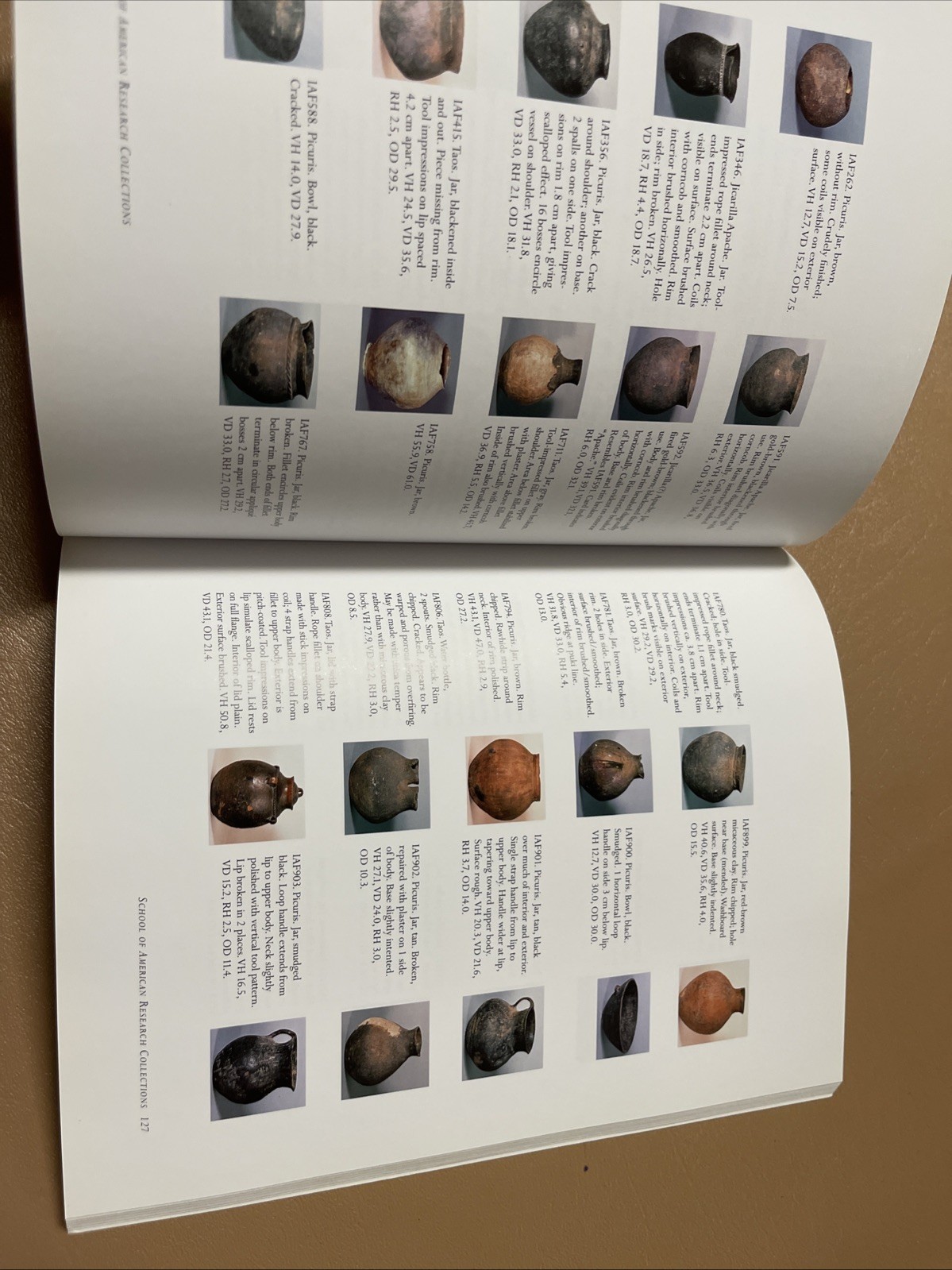 All That Glitters: The Emergence of Native American Micaceous Art Pottery in