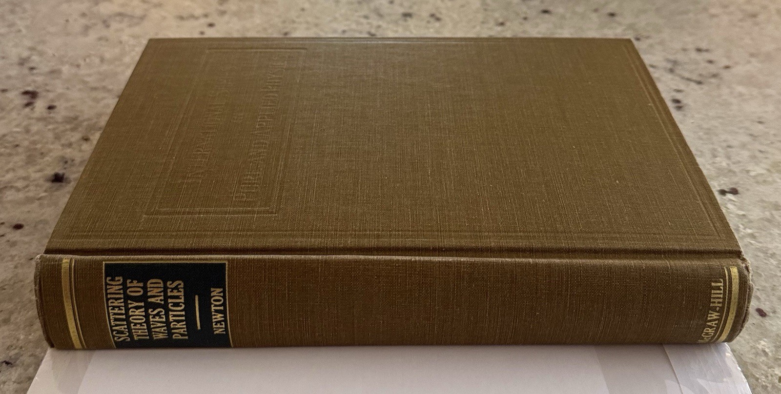 VTG 1966 Scattering Theory of Waves & Particles 1st by Newton HCDJVG