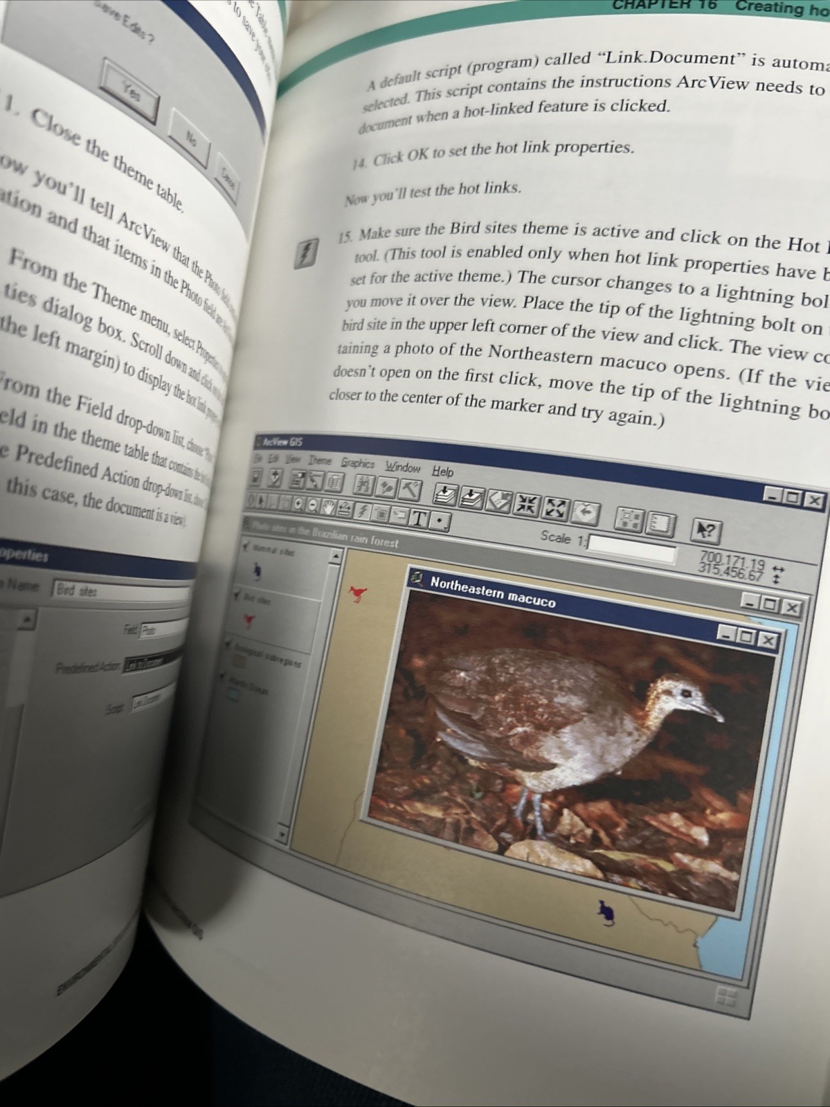 Getting to Know ArcView GIS by ESRI Press – Used – No CD – 1997 Publication