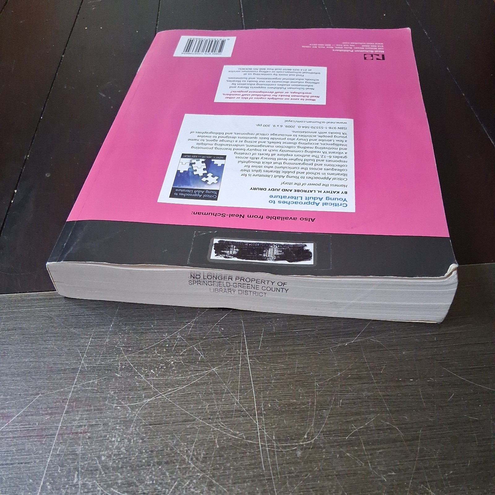 Connecting Young Adults and Libraries 4th Ed by Gorman & Suellentrop 2009 PB