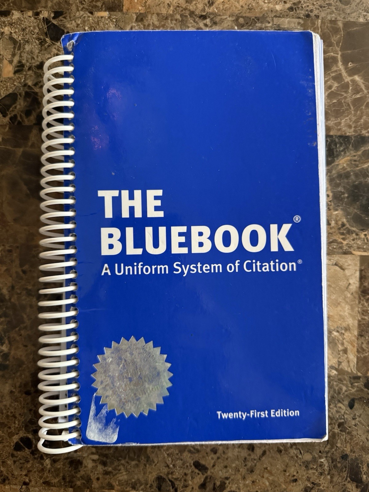 Bluebook : A Uniform System of Citation by Columbia Law Review (2020, Trade…
