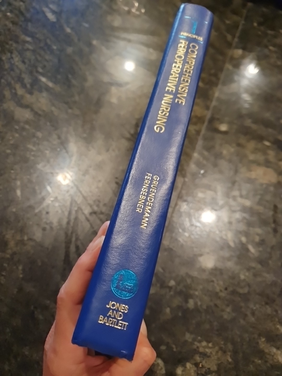 Comprehensive Perioperative Nursing Barbara Gruendemann Hardcover