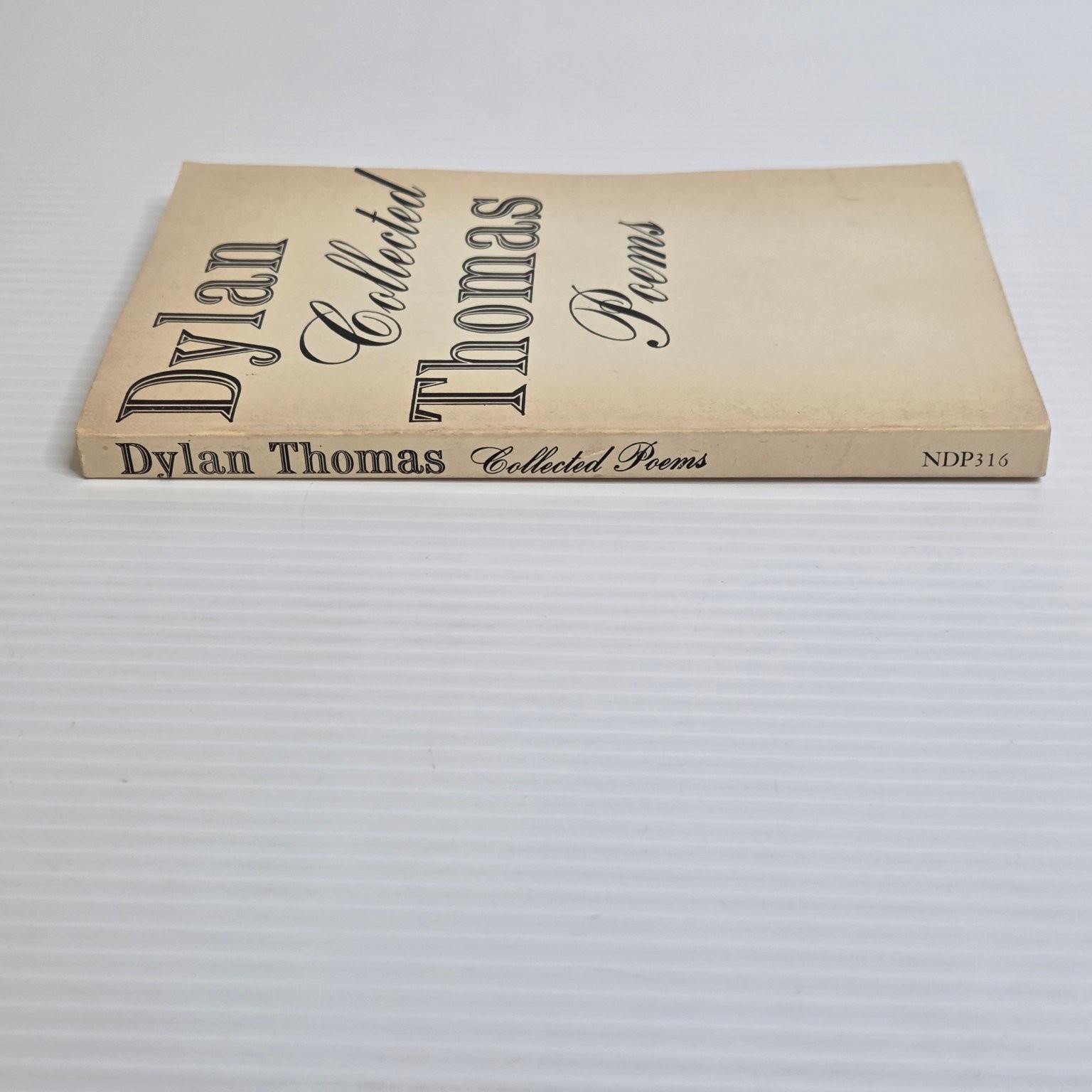 Collected Poems Dylan Thomas Poetry Paperback 1971 New Directions Book NDP316
